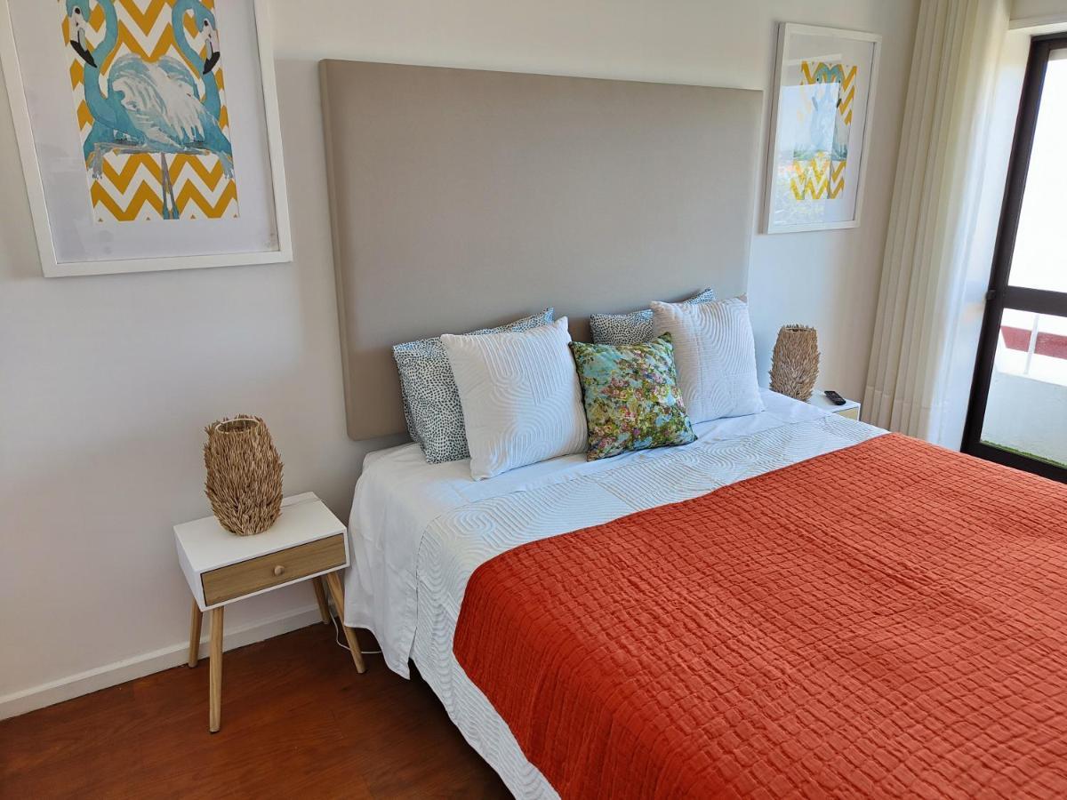 Отель Aveiro House Экстерьер фото