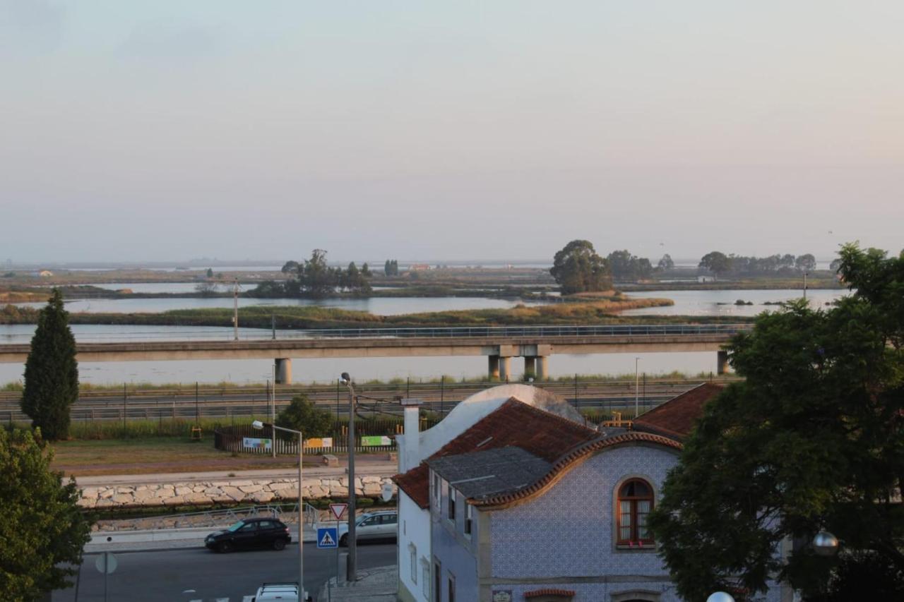 Отель Aveiro House Экстерьер фото
